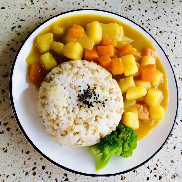 零失败日式咖喱鸡肉饭！！最正宗日本家庭做法！简单又好吃！