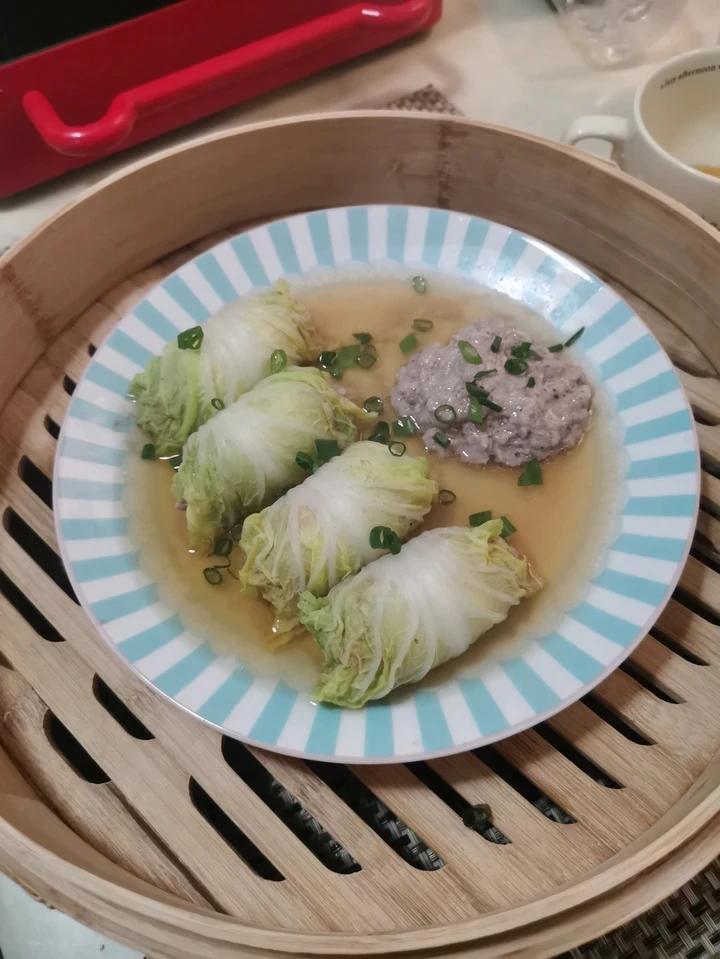 娃娃菜肉卷