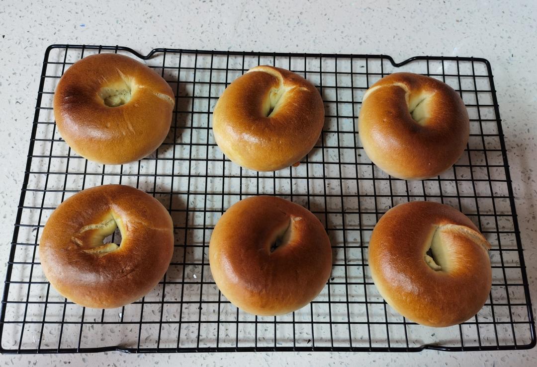 番茄辣松芝士贝果🍅双倍芝士🧀咸香浓郁