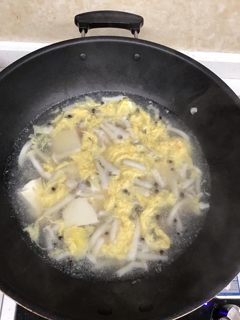 豆腐菌菇汤