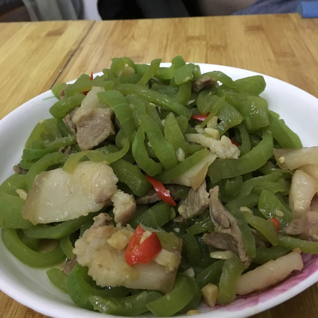 宝宝妈妈123做的老鼠瓜炒肉丝
