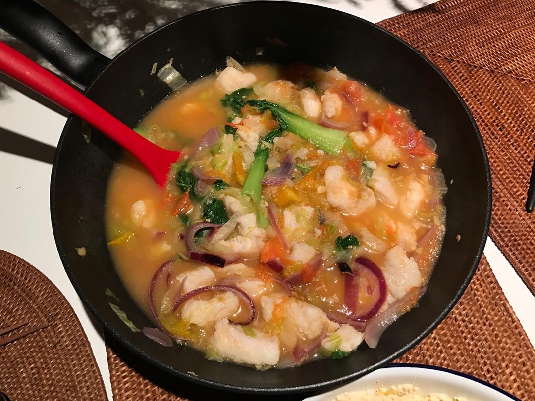 【健康三餐】番茄蔬菜鱼汤