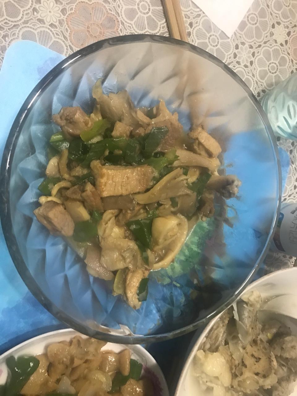 蘑菇炒肉丝