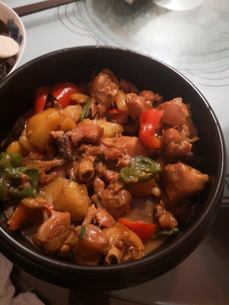 家常黄焖鸡米饭