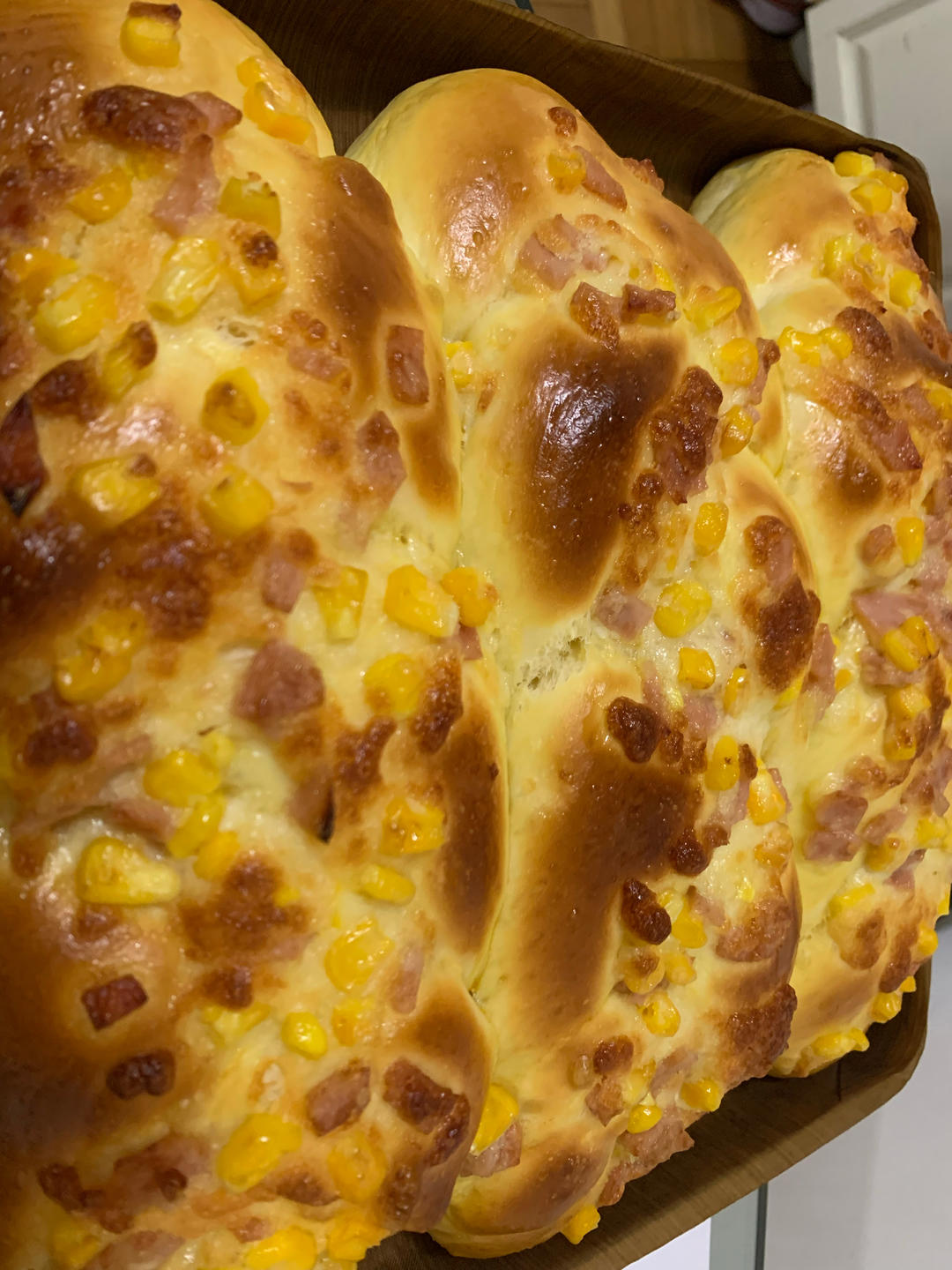 玉米火腿沙拉面包