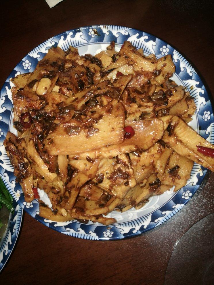 家里没米的不建议做这个☞香辣油焖笋片