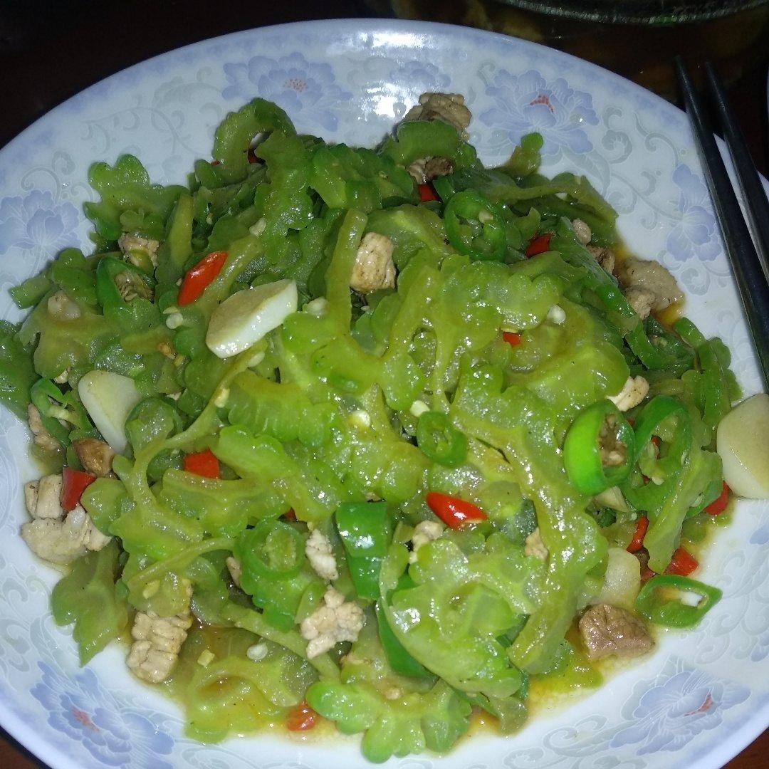 苦瓜炒肉