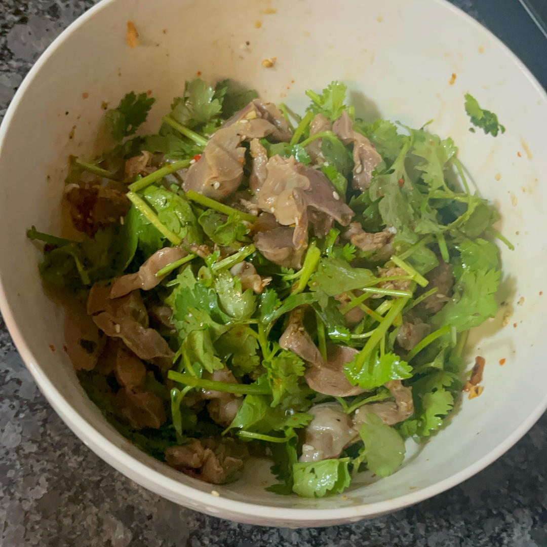 三碗米饭还不够❗️酸辣过瘾的凉拌鸡胗