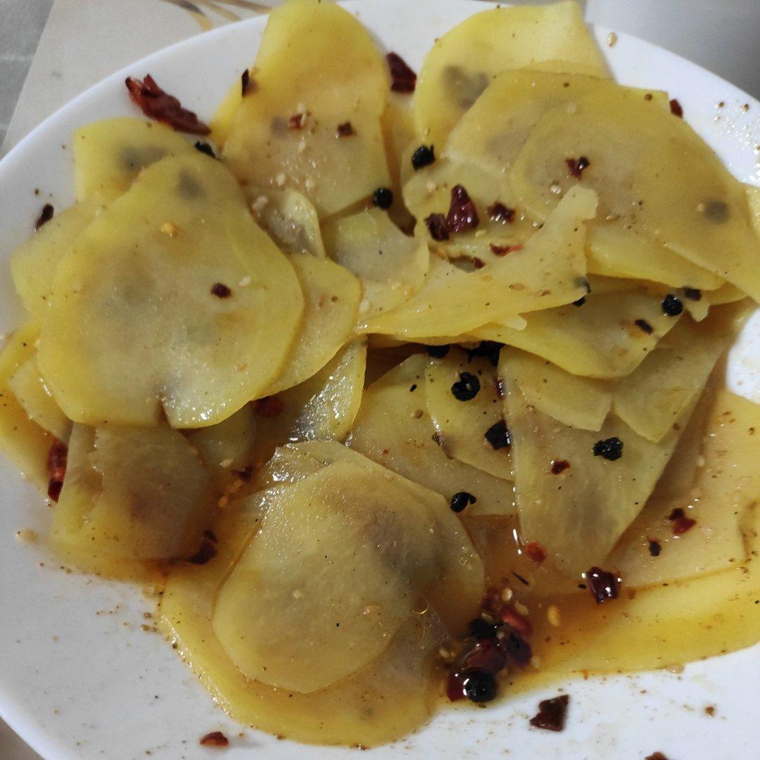兰州风味麻辣土豆片（又名：通渭路土豆片、马三洋芋片）