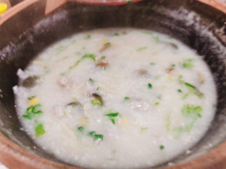 堂妈小厨——超好喝的皮蛋瘦肉粥