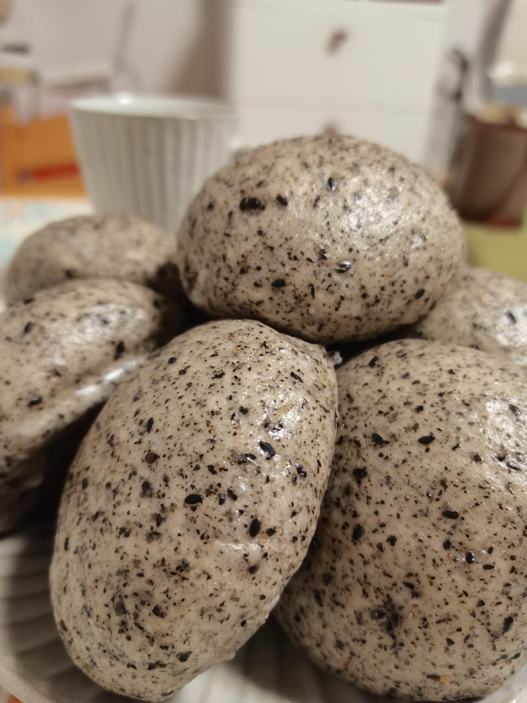 黑芝麻馒头之粗粮馒头2