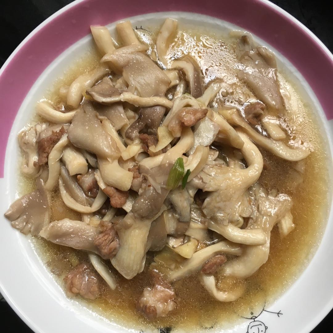 陌上尘84做的平菇炒肉