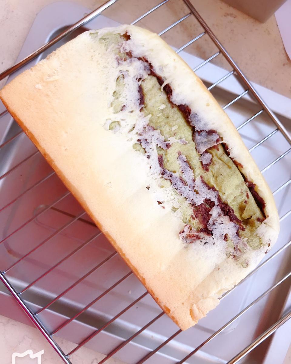 最正宗的日式抹茶红豆吐司