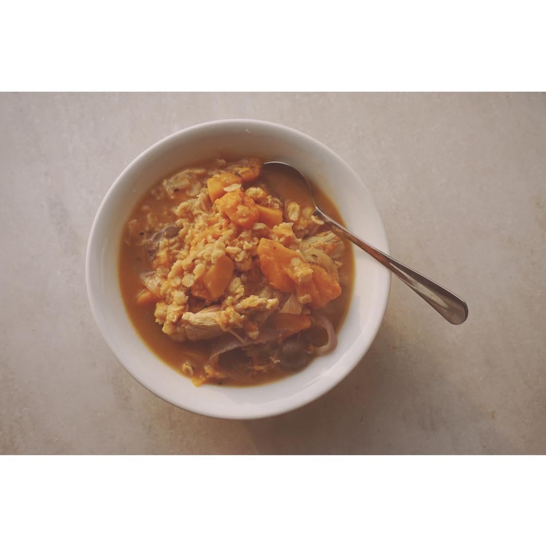 南瓜栗子鸡汤丨健康·三餐