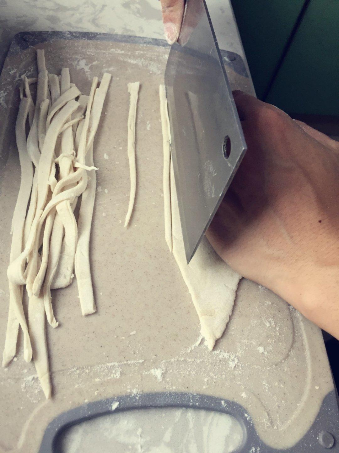 家常手擀面