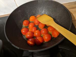 肉球番茄酱意大利面的做法 步骤2