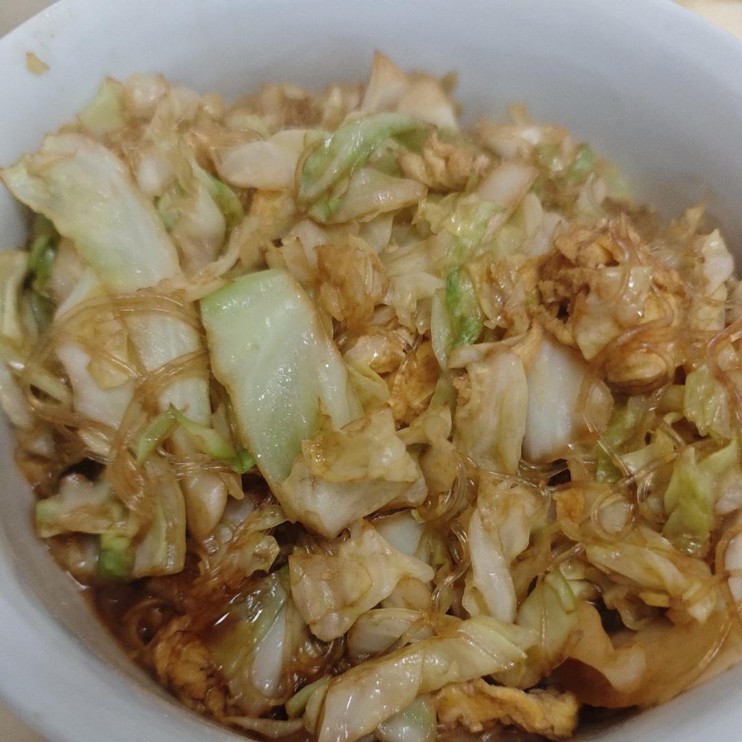 最近爱吃粉丝粉条～包菜炒粉丝
