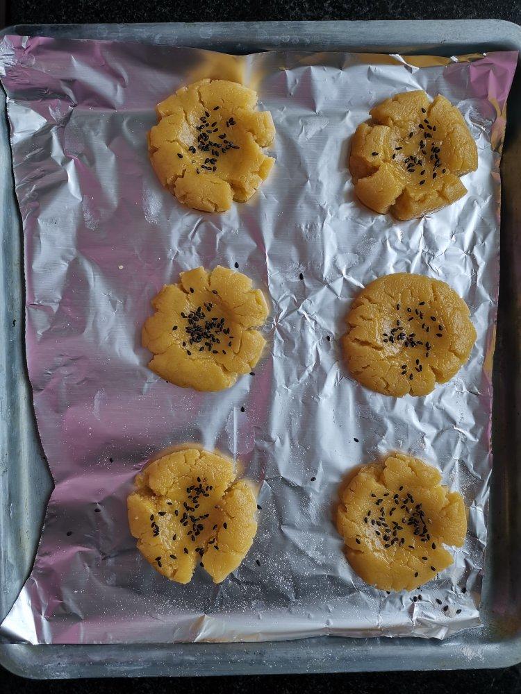 轻轻一按就碎掉的原味桃酥（不输猪油版）