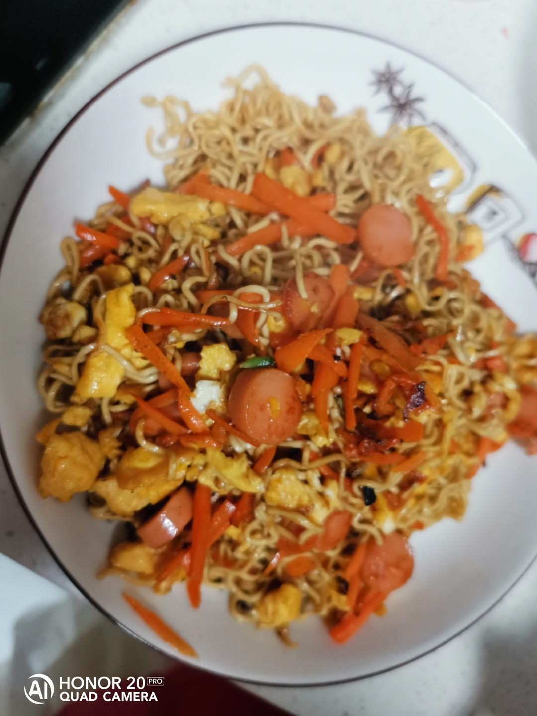 秒杀路边摊的炒方便面