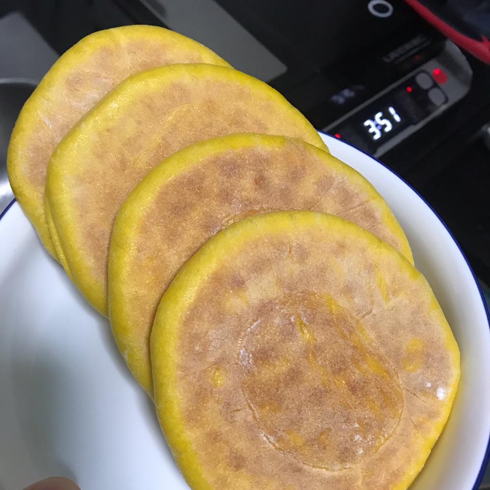 堂妈小厨——发面南瓜饼