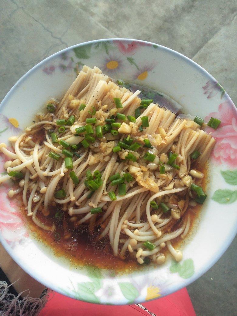 蒜蓉蒸金针菇
