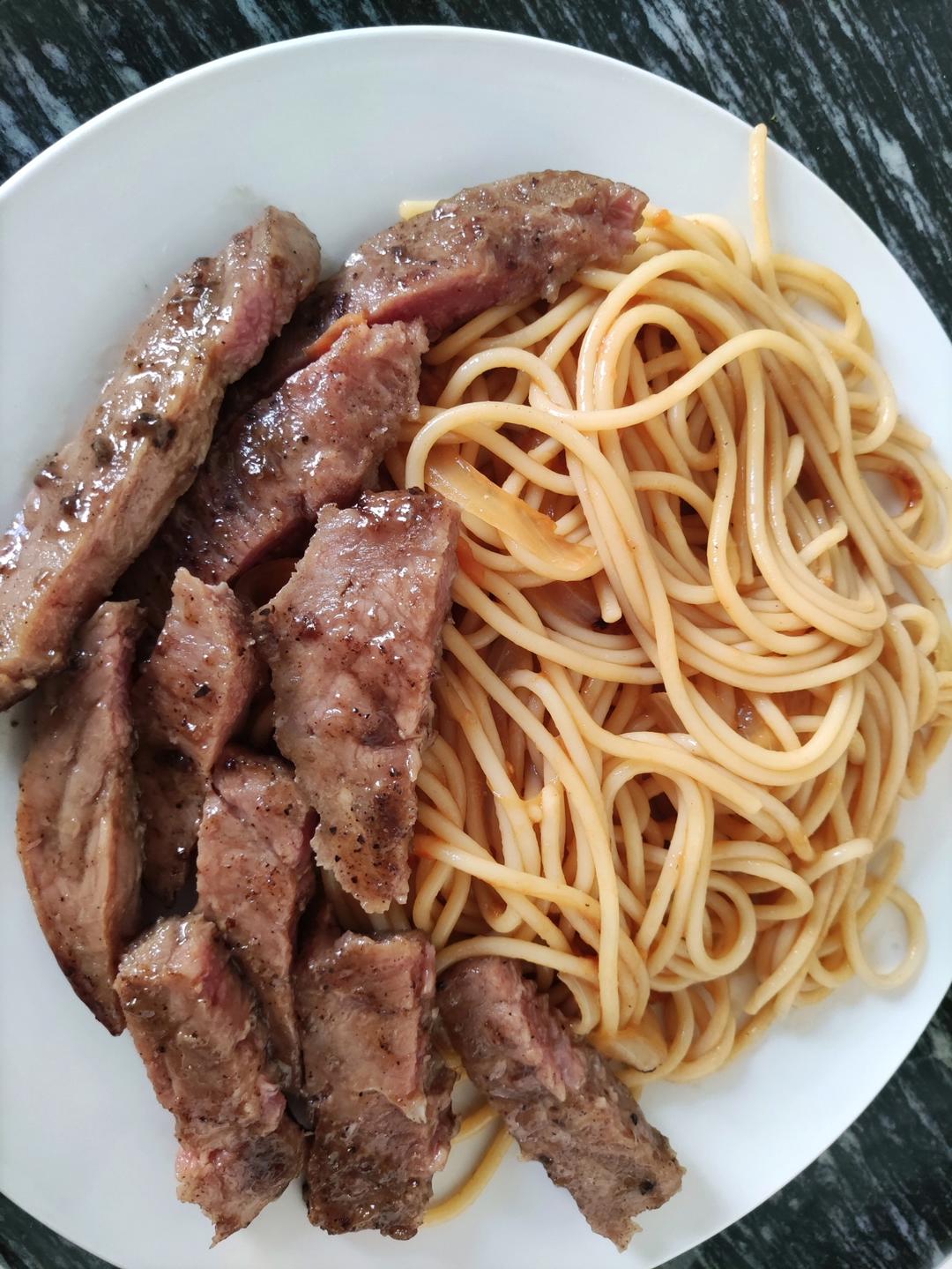 比餐厅好吃的黑椒牛柳意面🍝零失败简单教程