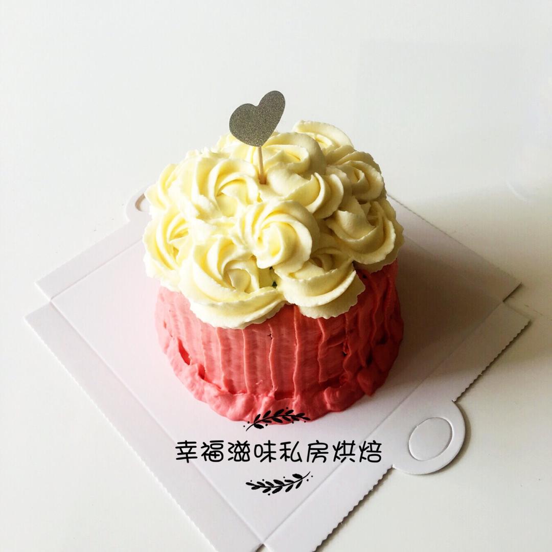 淡奶油裱花蛋糕