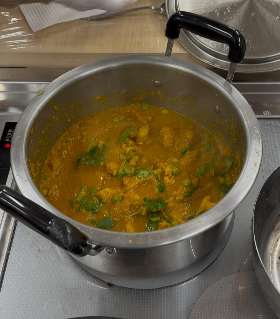 印度花椰菜青豆咖喱