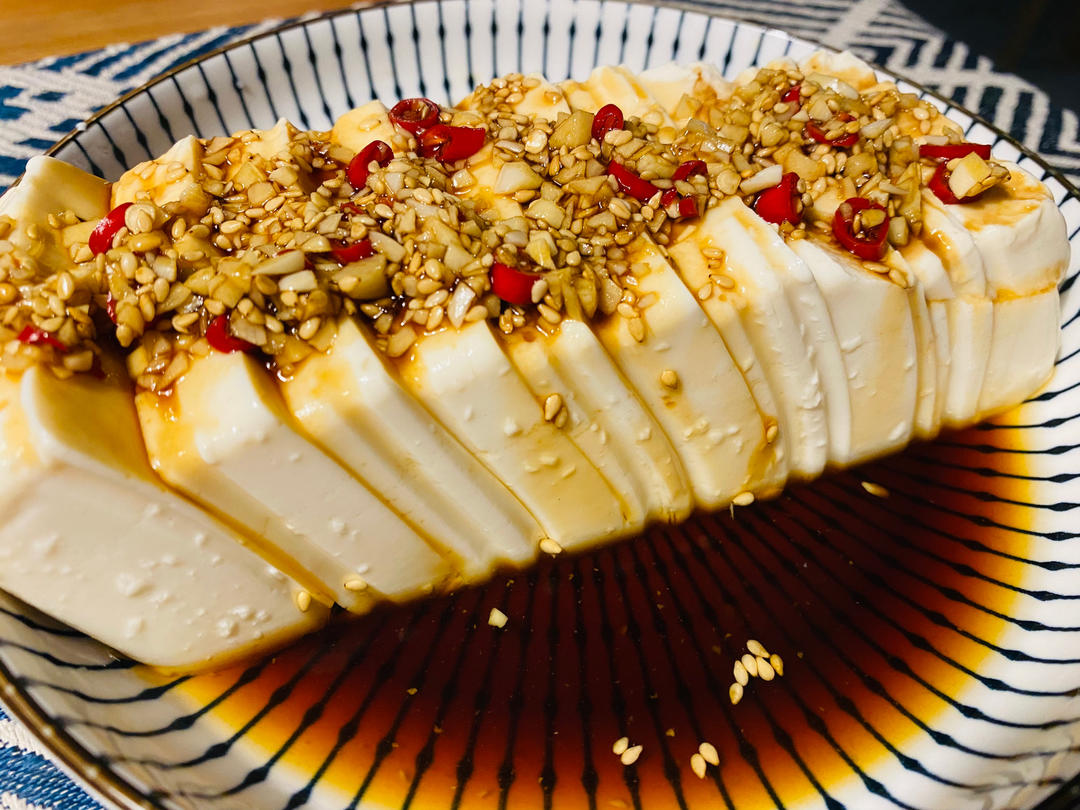 凉拌内脂豆腐