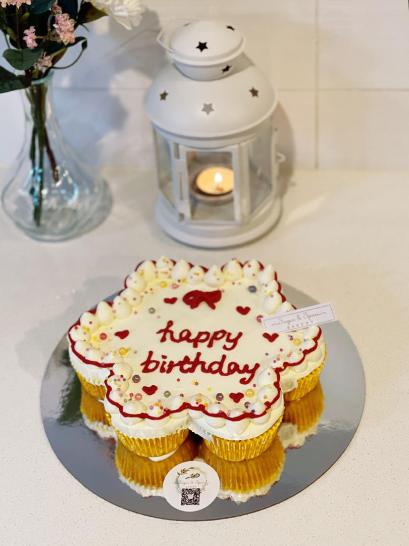 pull apart cupcake cake 分离纸杯蛋糕生日蛋糕 Elsa公主裙蛋糕