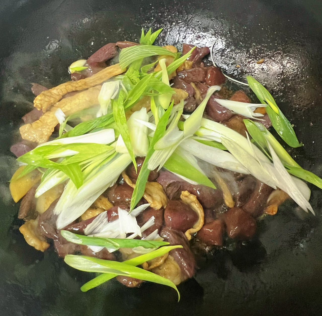 肉片炒红蘑菇的做法 步骤11
