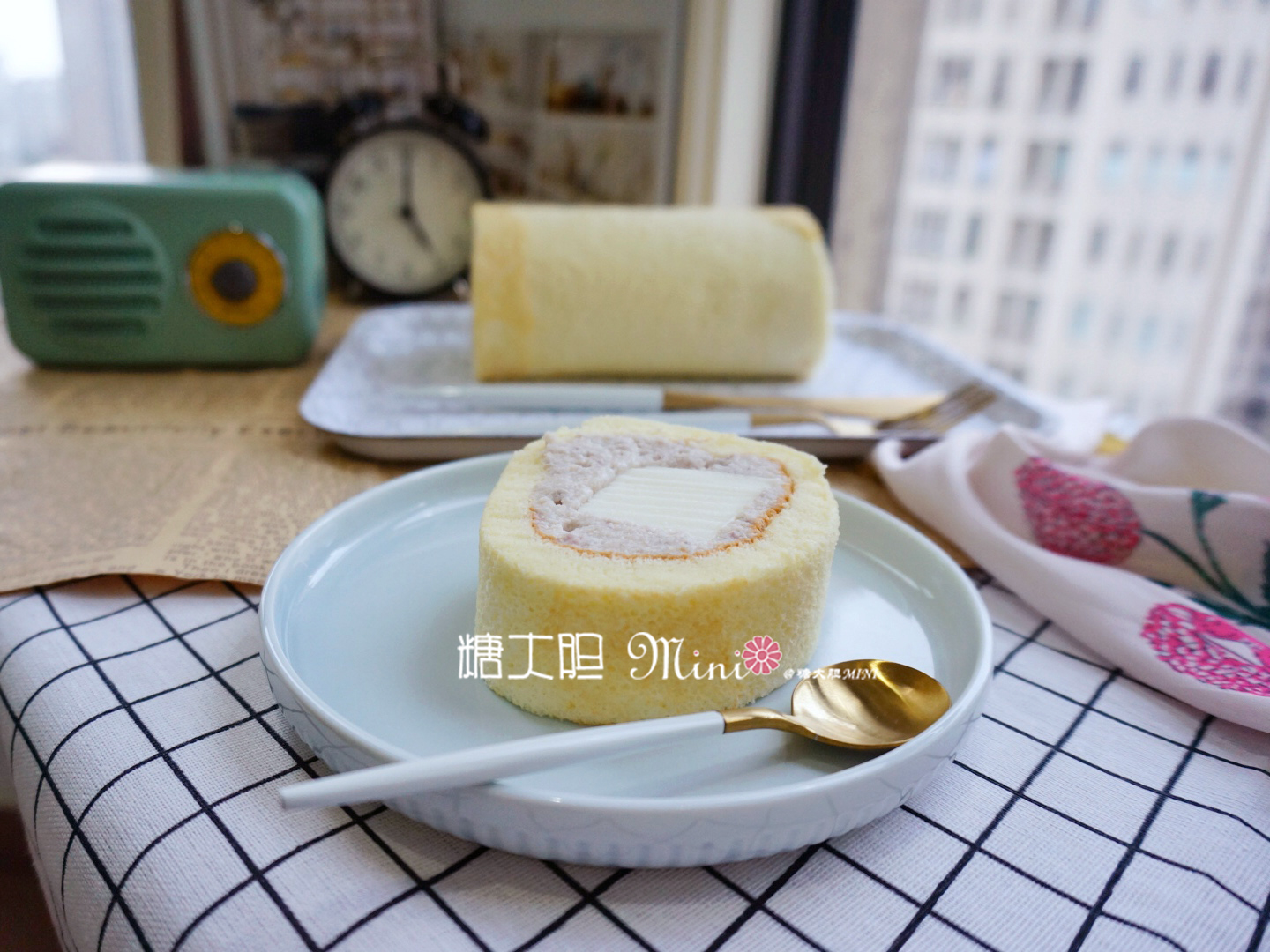 香芋奶冻卷——芋头酱和奶冻配合的非常完美的做法