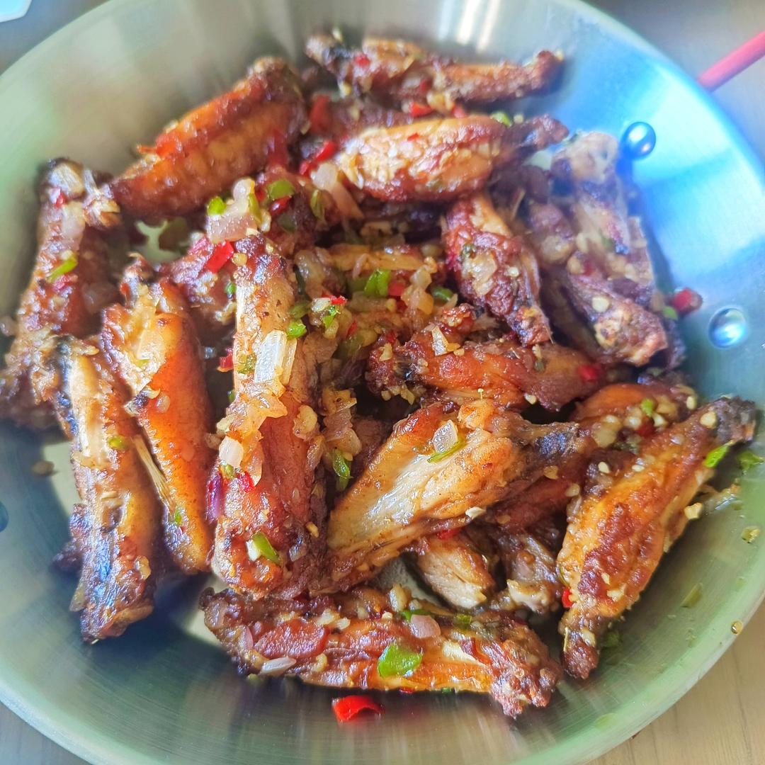 蒜香鸡翅，这才是鸡翅最好吃的做法