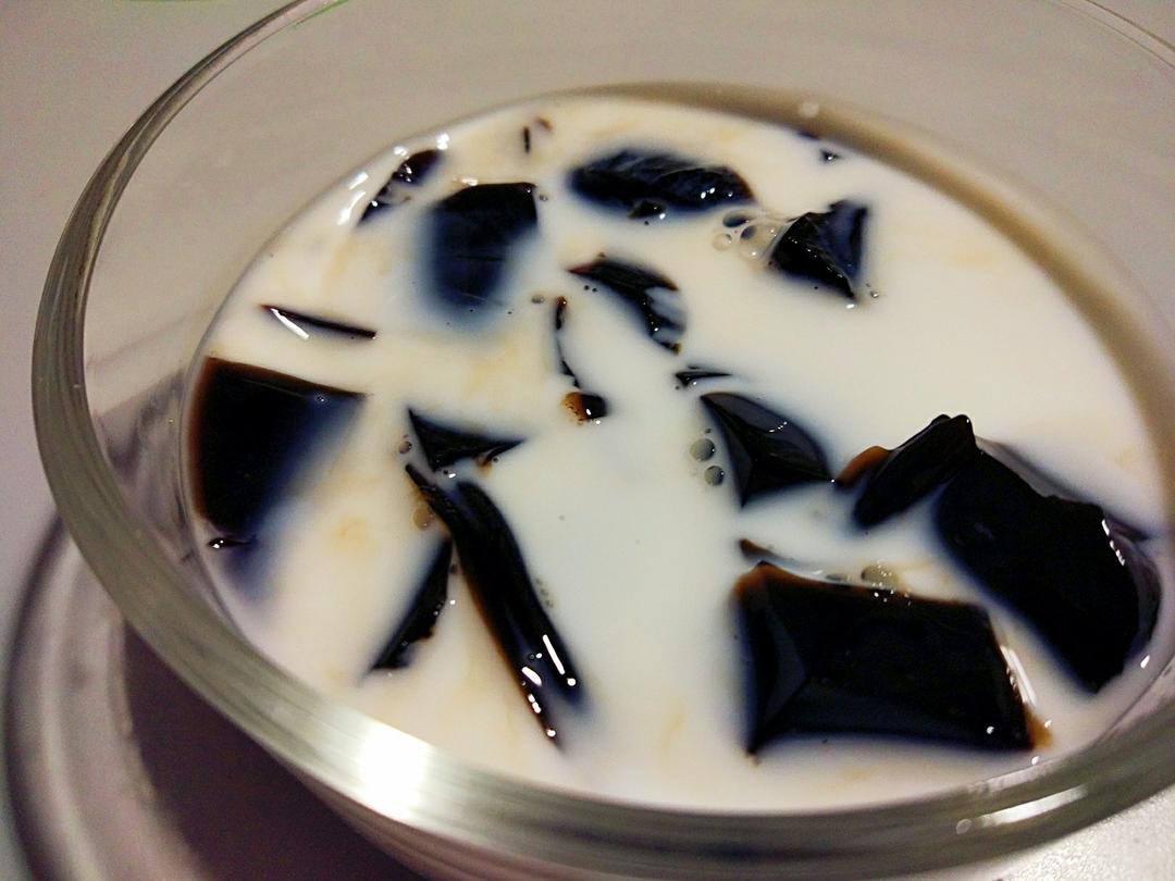 姜汁烧仙草