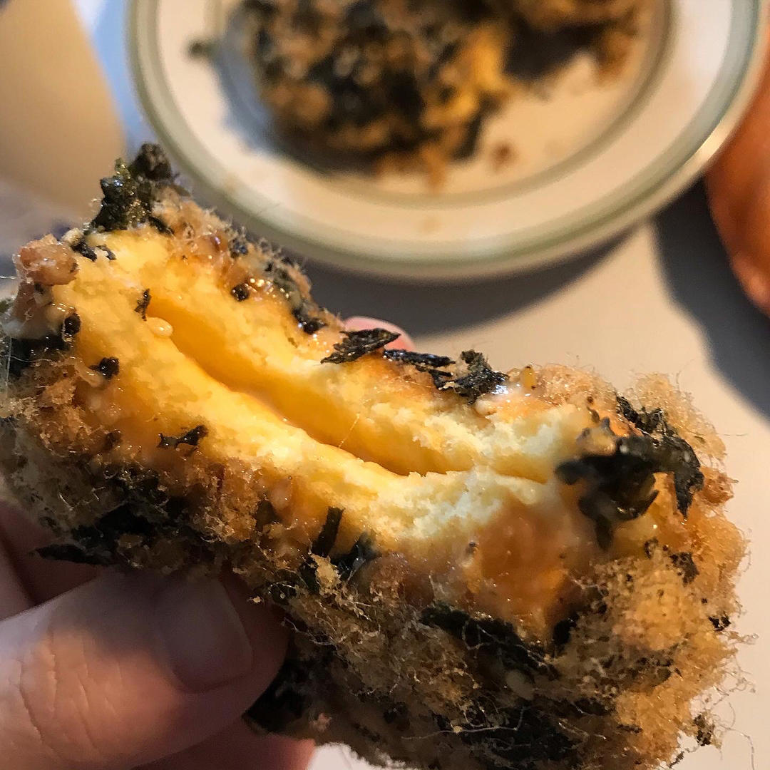 朋友都说比鲍师傅好吃的海苔肉松小贝