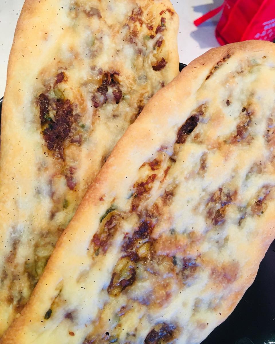 【炫富系列】榨菜鲜肉锅盔 | 外面1个的价钱这里能做8张