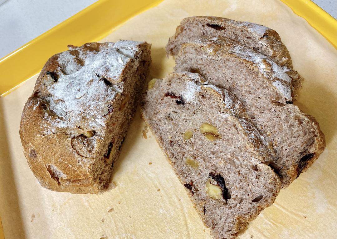 乡村黑麦核桃蔓越梅软欧包的做法