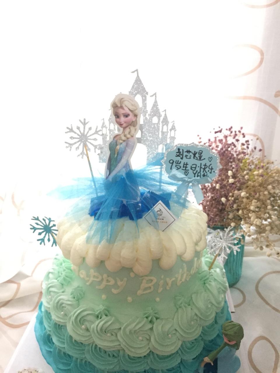 冰雪奇缘主题双层蛋糕--Frozen艾莎