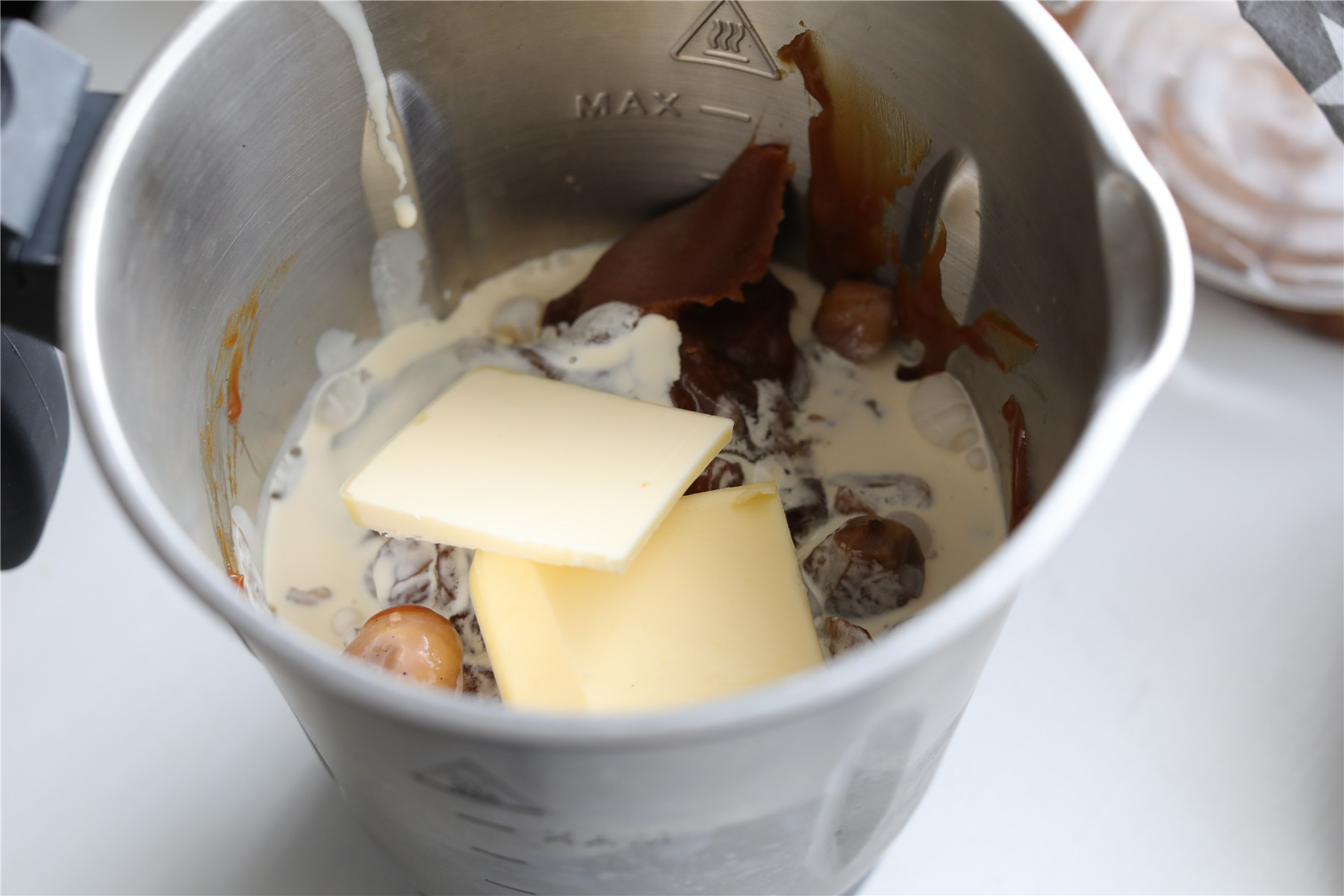 秋冬限定---焦糖奶油栗子酱的做法 步骤2