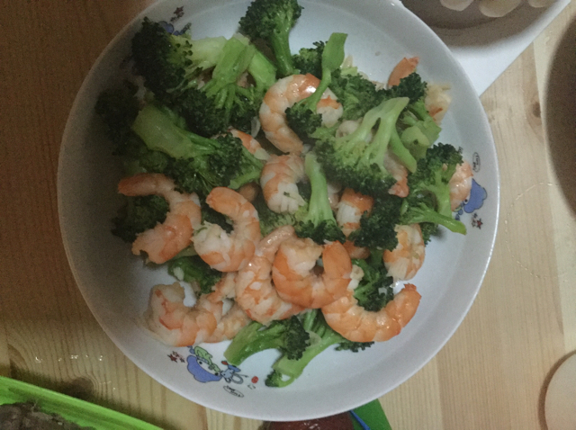 蒜蓉虾仁西兰花