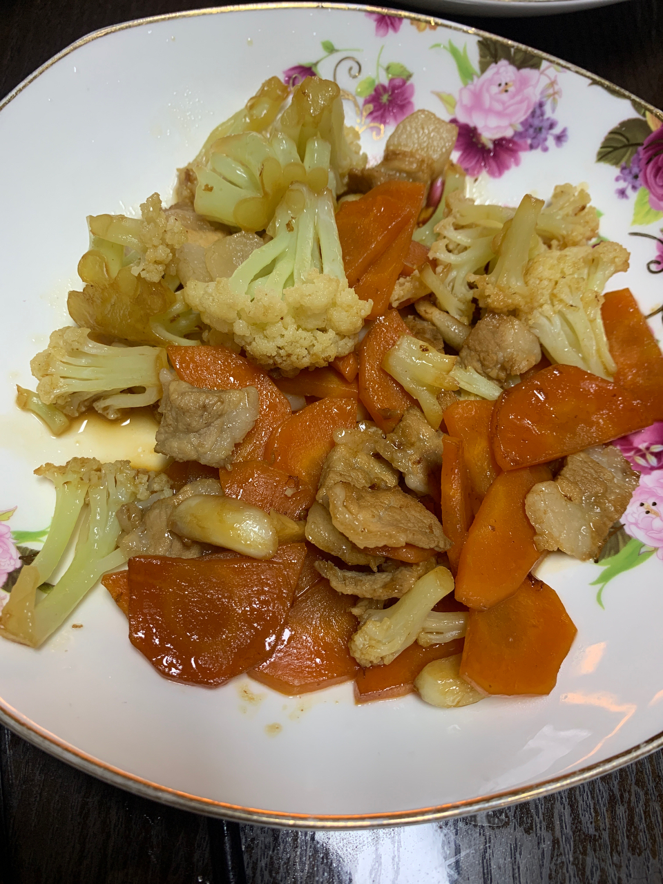 胡萝卜炒有机花菜