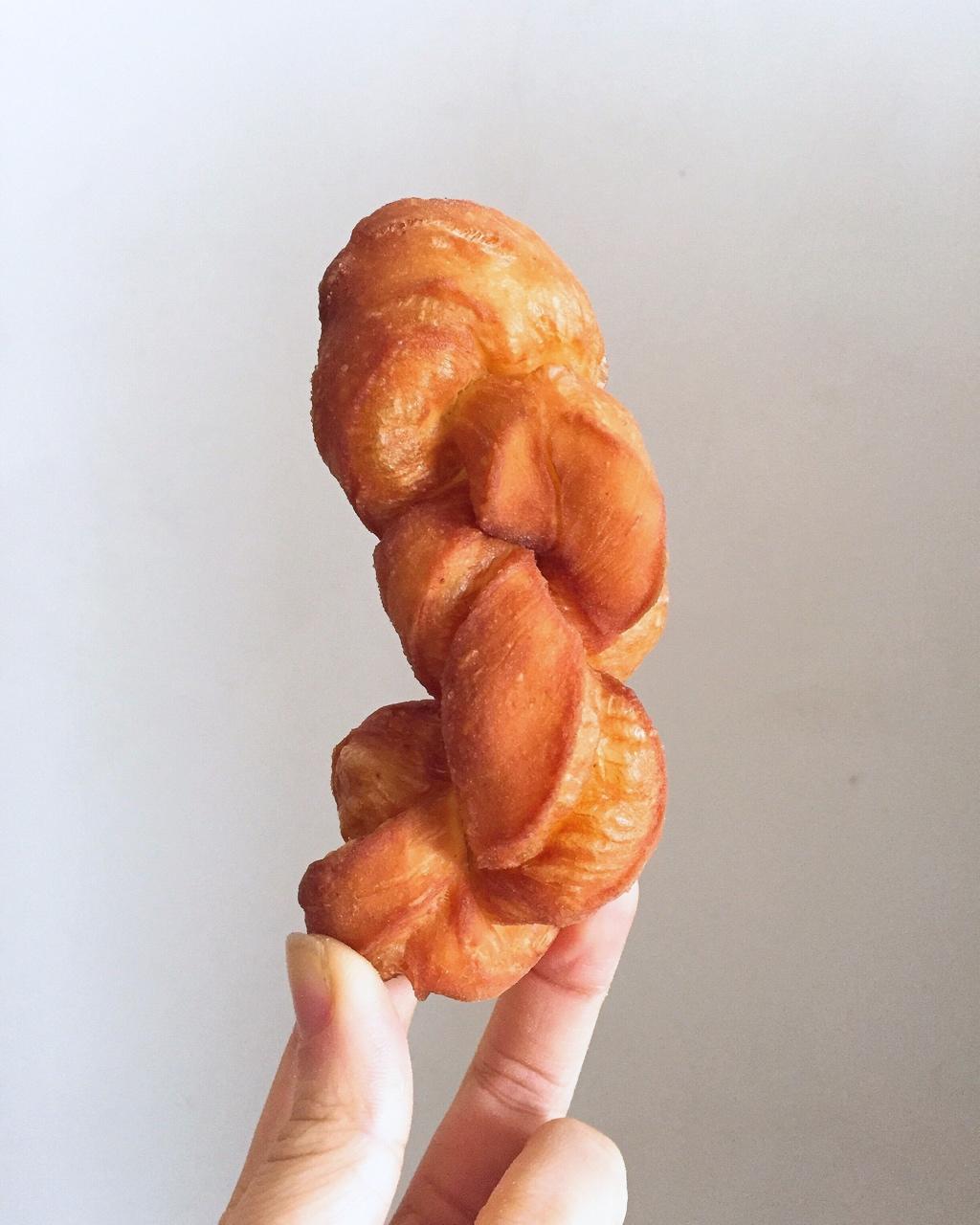 匹萨炸厨房做的奶香大麻花