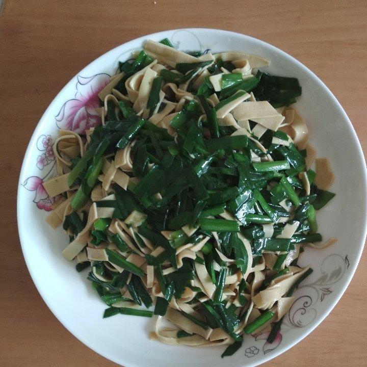 韭菜炒干豆腐