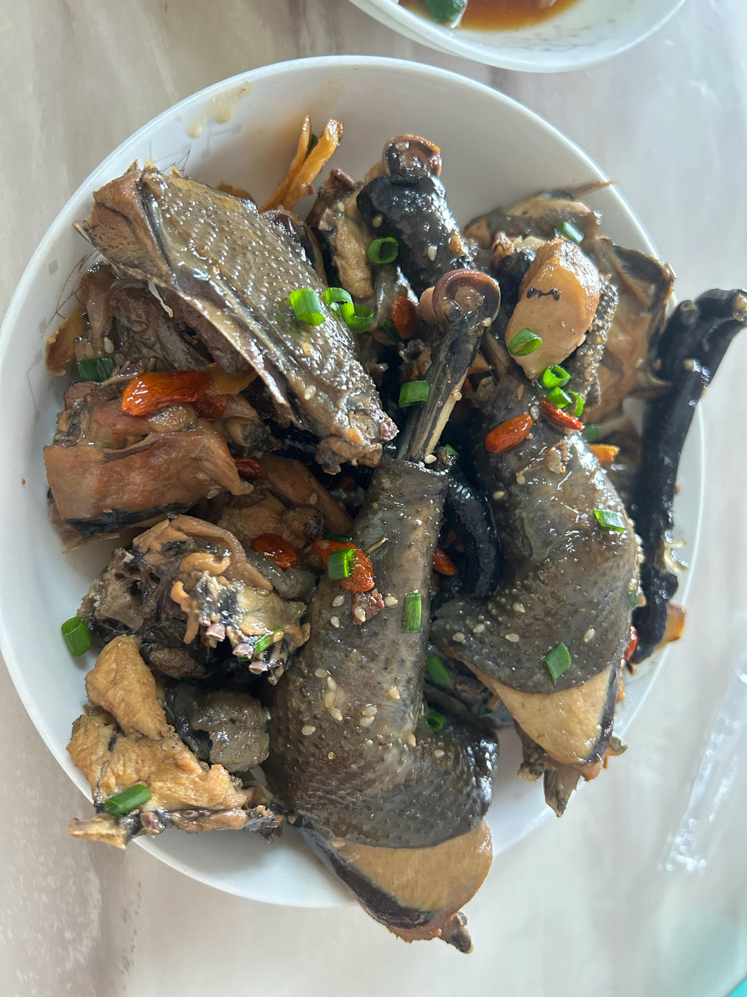 香飘千里之外的姜爆乌鸡，又名麻油鸡，月子鸡
