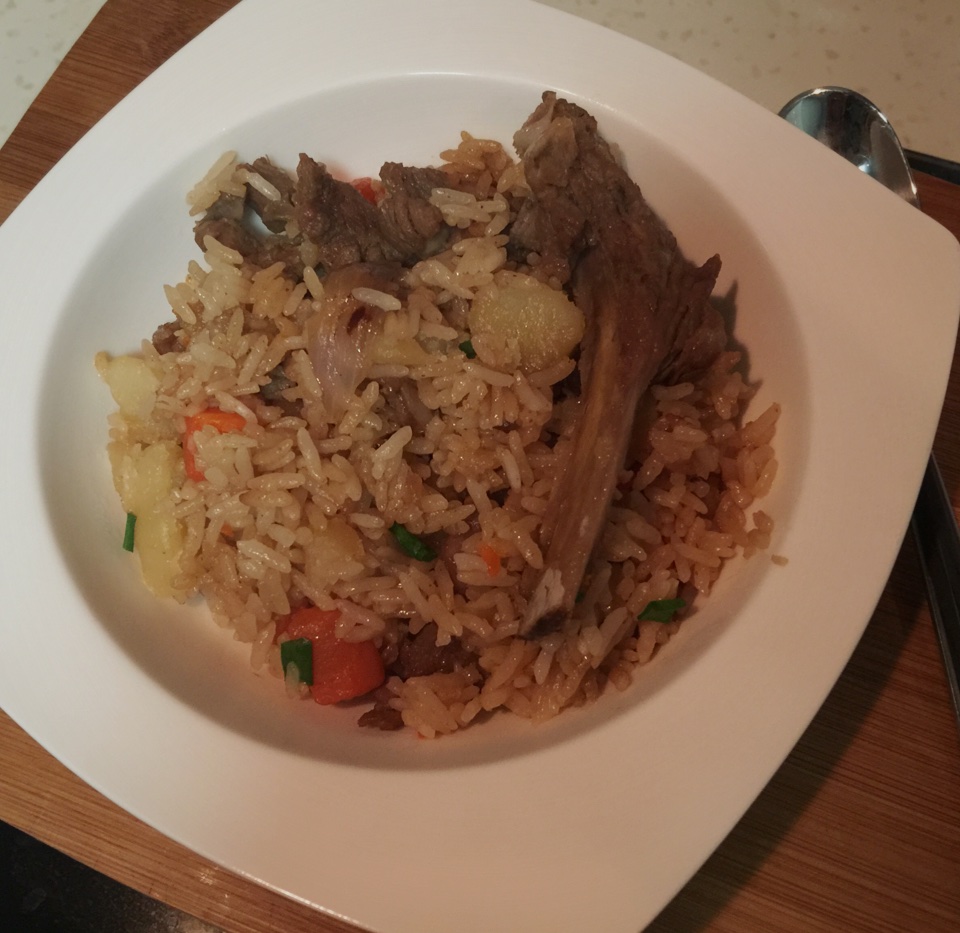 喷香羊肉焖饭