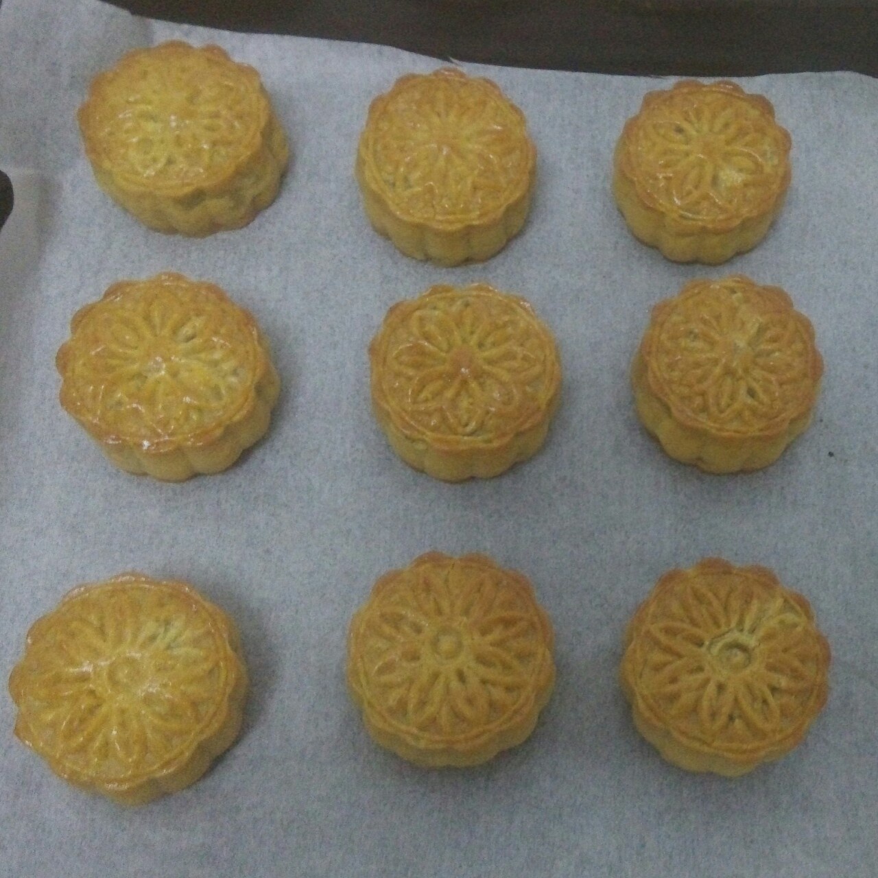 广式月饼——蛋黄莲蓉月饼