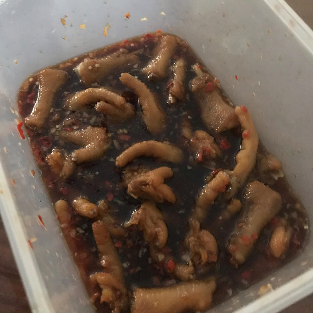 绝对不会后悔的酸辣鸡爪