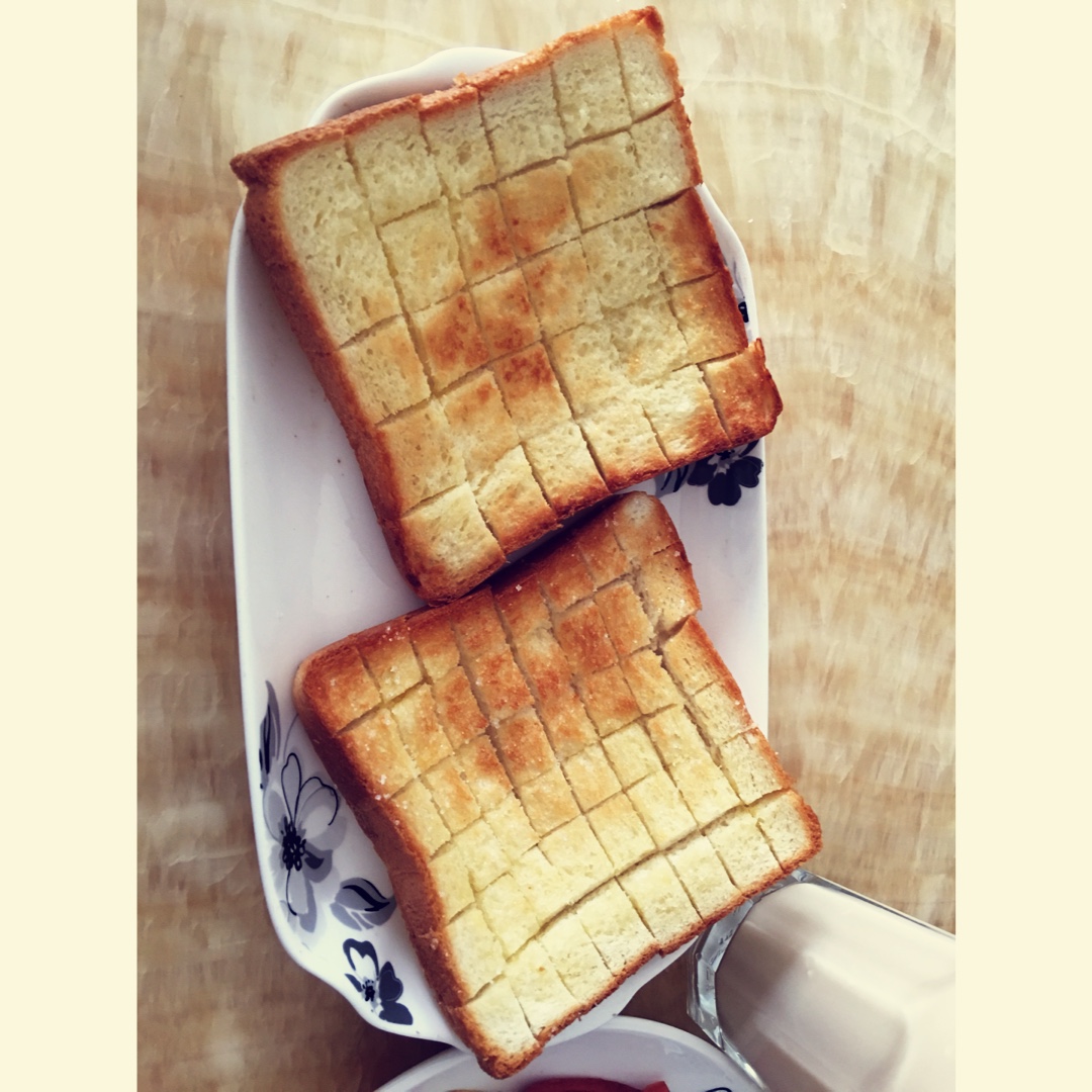 炼乳烤吐司
