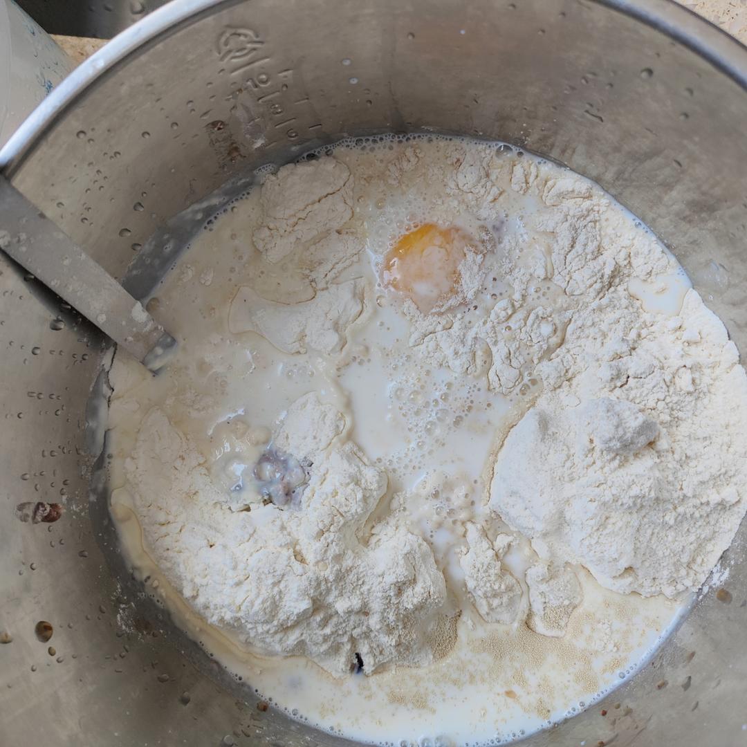 纯奶手撕吐司的做法 步骤1