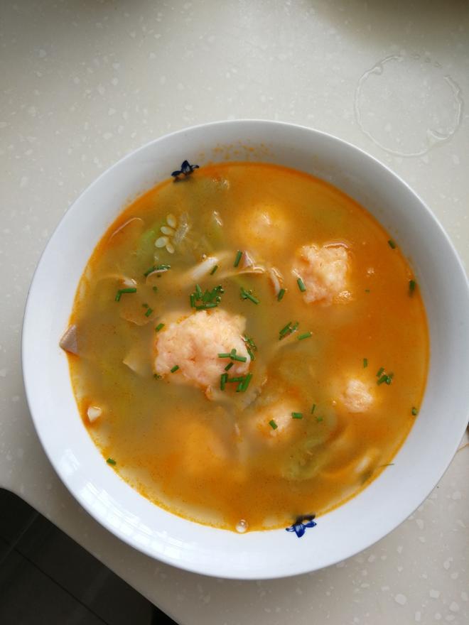 丝瓜袖珍菇虾滑汤的做法
